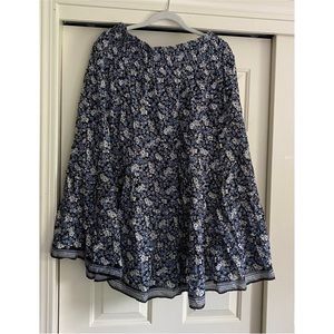 ✨ Max Studio L Blue & White Peasant Skirt
